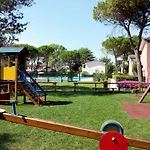 Flat In A With Shared Pool Appartement