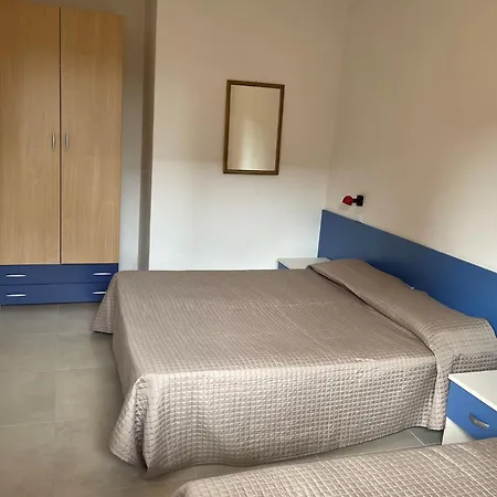 Flat In A With Shared Pool アパート