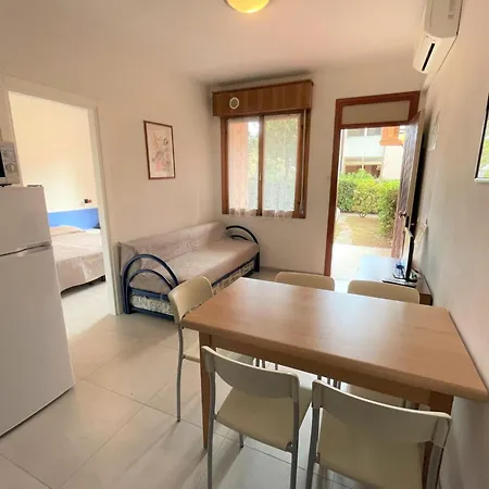 Flat In A With Shared Pool Bibione