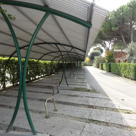 Apartment Flat In A With Shared Pool Bibione